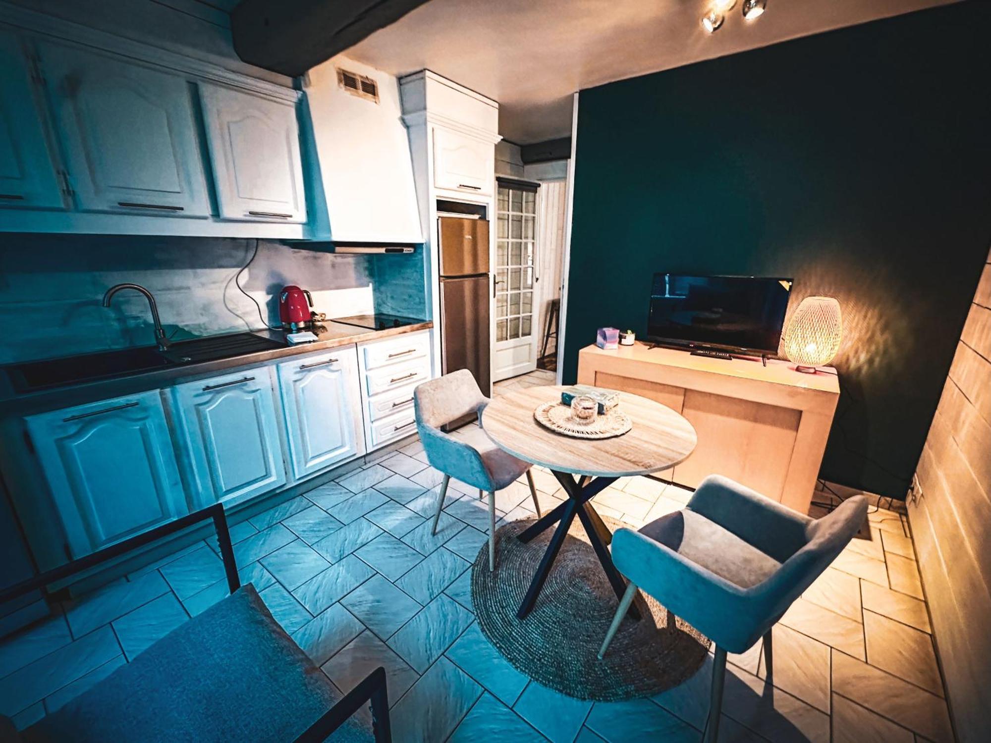 Le 105, Honfleur Bed & Breakfast Exterior foto